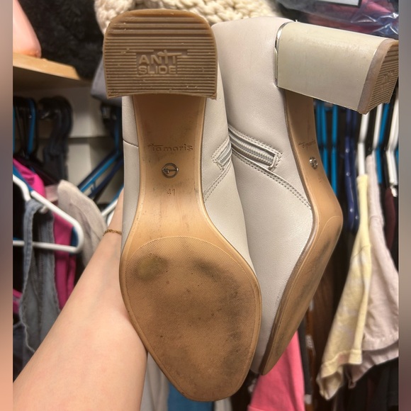 🤍 Tamaris Signe Ice White Ankle Booties 🤍 - Picture 9 of 11